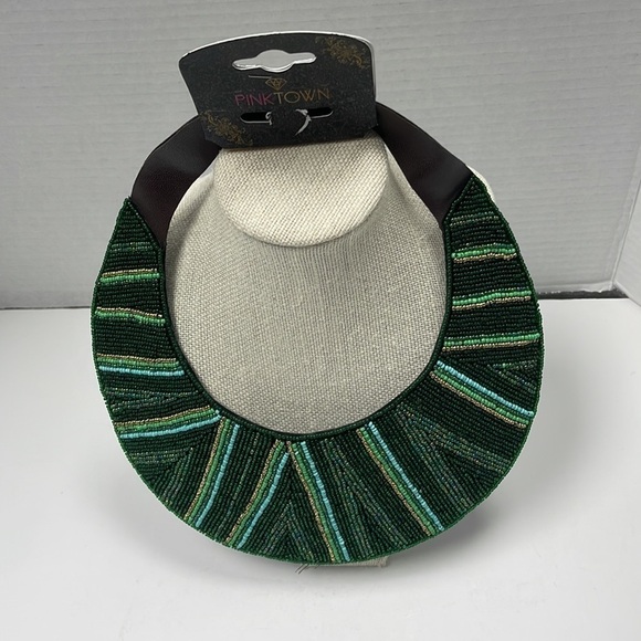 Green Necklace Set New - Picture 2 of 9